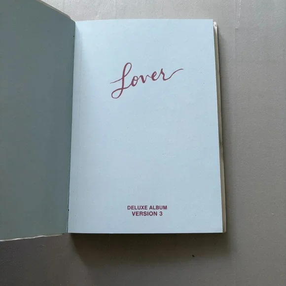 Lover [Deluxe Journal Edition Version 3] by Taylor Swift w Diary : Used - Picture 5 of 10
